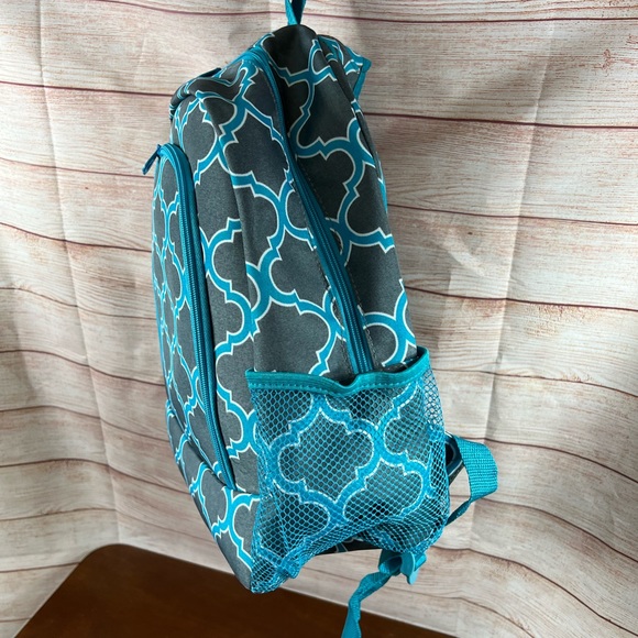 Entrance Arch Continuing design Backpack - Picture 3 of 5